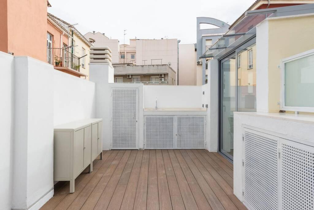 Tgh/ Malaga Center Western Style Екстер'єр фото
