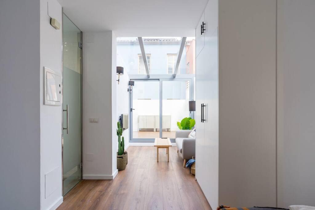 Tgh/ Malaga Center Western Style Екстер'єр фото